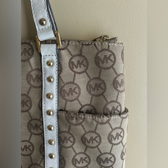 Michael Michael Kors studded tote - Picture 5 of 16